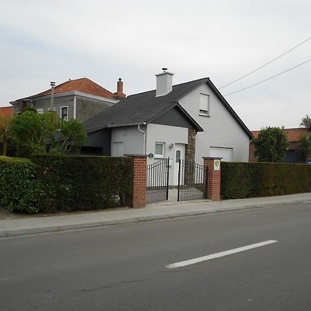 Gite De La Rhosnes Amougies Екстер'єр фото